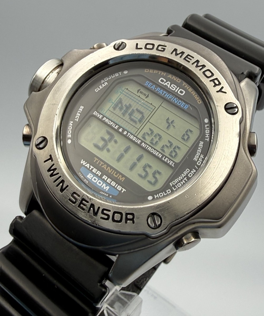 Casio SPF-100 Sea Pathfinder Titanium Log Memory Quartz Divers