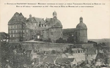 24 CHÂTEAU DE HAUTEFORT