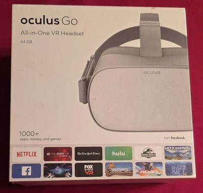 Oculus Go All-In-One VR Headset W/ Controller & Accessories Case Bundle