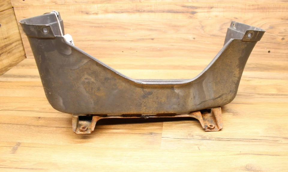 2001 01 Polaris Scrambler 50 90 Left Footwell Foot Guard w Bracket *Nice - Image 4 of 4