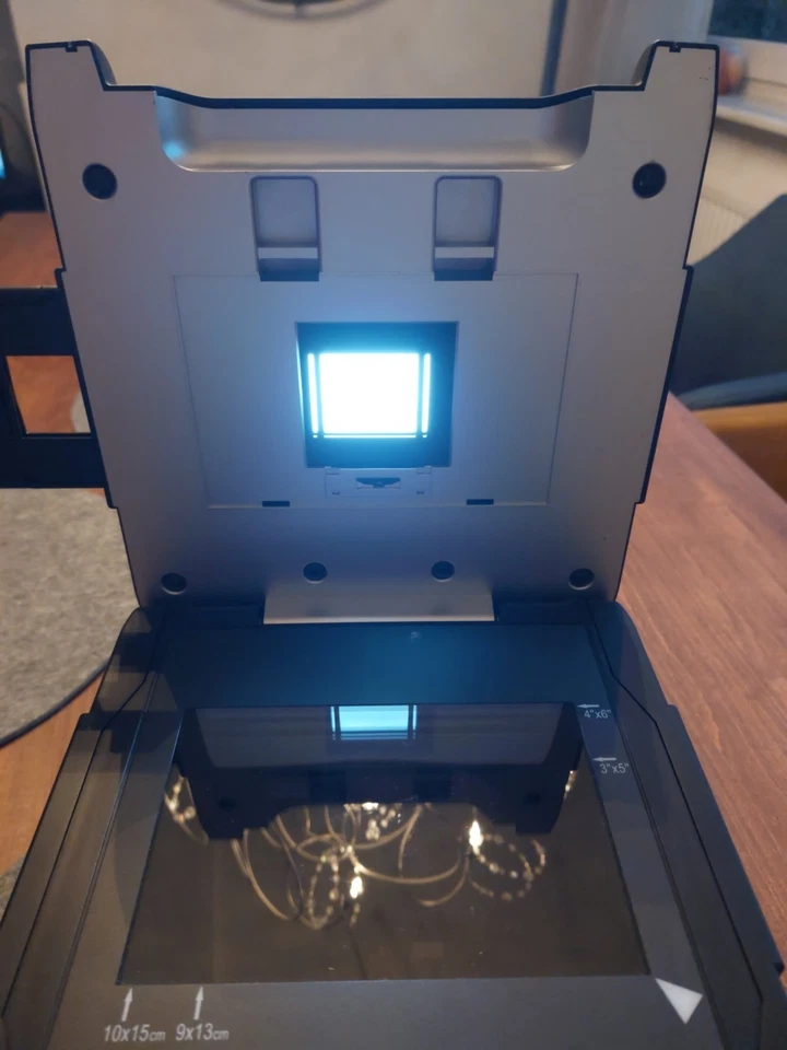 Rollei PDF-S 330 Pro - Multiscanner für Fotos, Dias, Negative - Bild 2 von 4