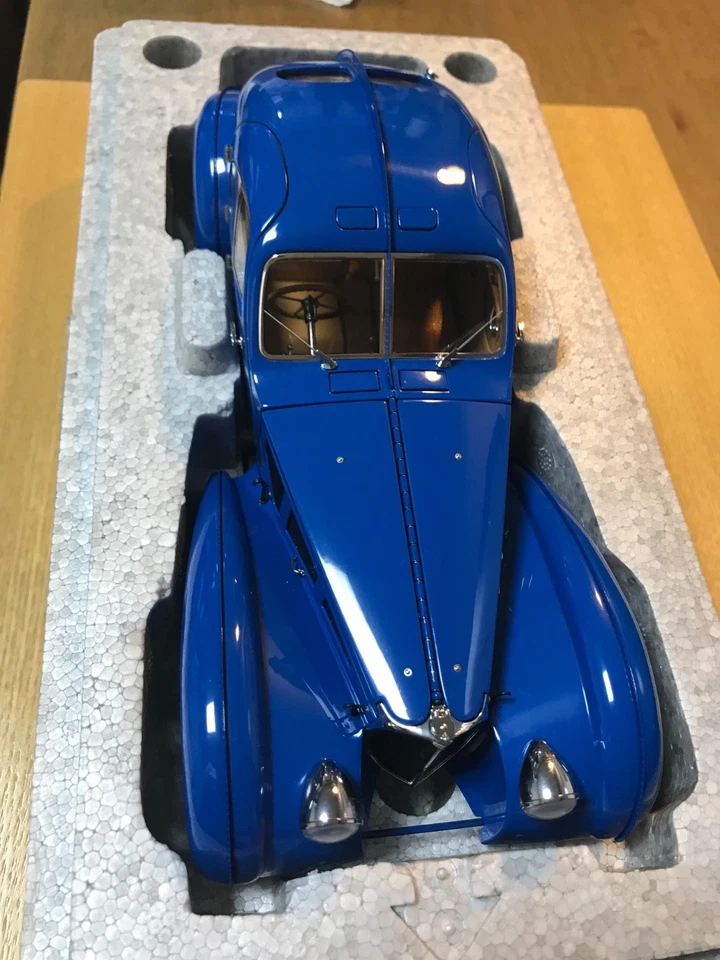 Autoart 1/18  Bugatti 57S Atlantic (1938) Blue - Image 3 of 4