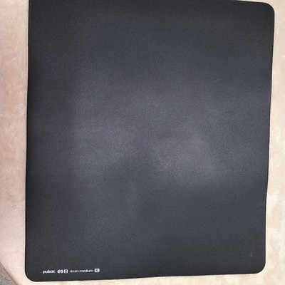 Pulsar ES2 4mm Medium Black Gaming Mauspad