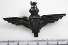 WW2 Period Parachute Regiment Airborne Forces Blackened Metal Cap Badge