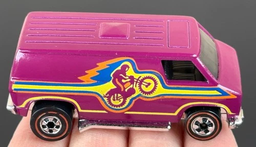 Vintage Hot Wheels Redline 1975 PINNACLE Plum Motocross Super Van - UNREAL MINT-