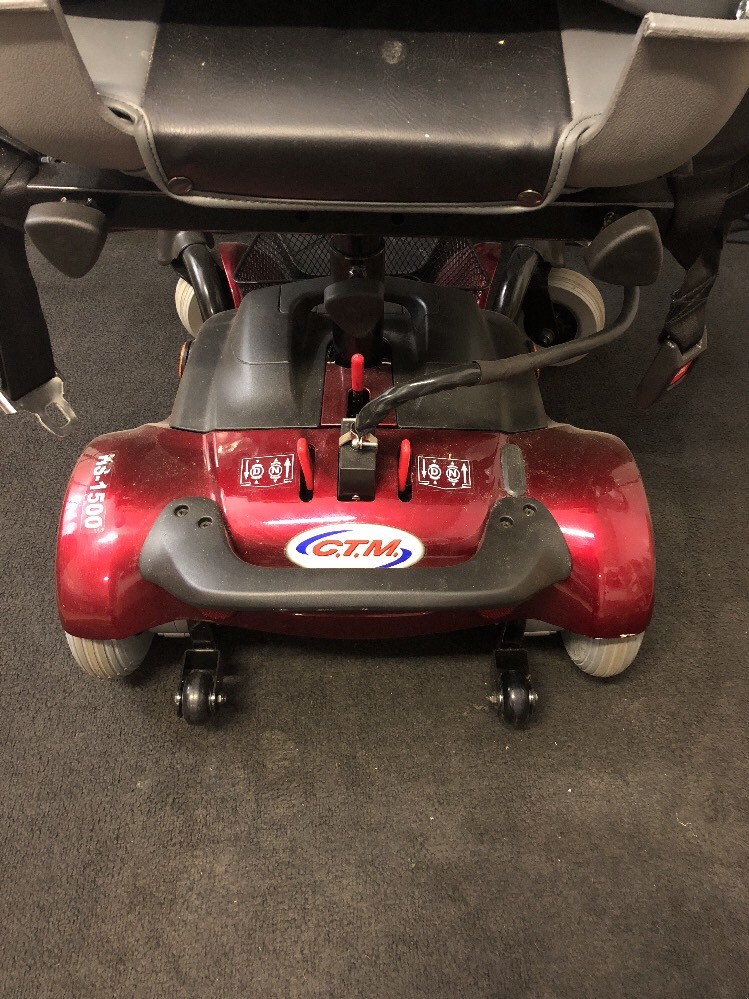 CTM Portable Motorized Wheelchair HS1500 w/Charger For Parts or Repair