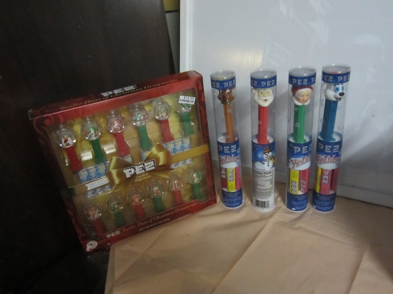 Pez Twelve Days Of Christmas Ornaments Mini Dispensers plus 4 more! LOOK!