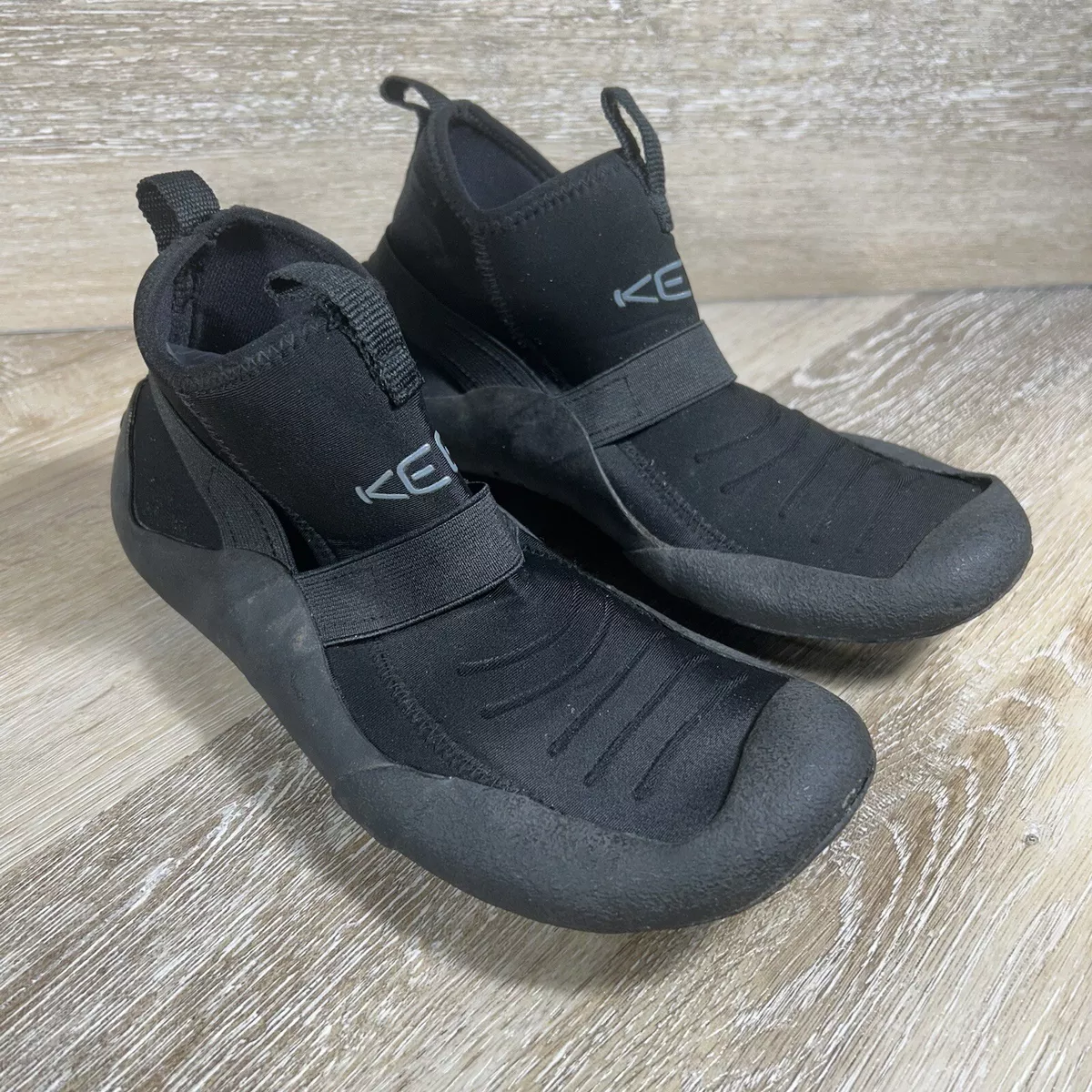 Keen Neoprene Water Boots Shoes Booties Women s 9 Black River