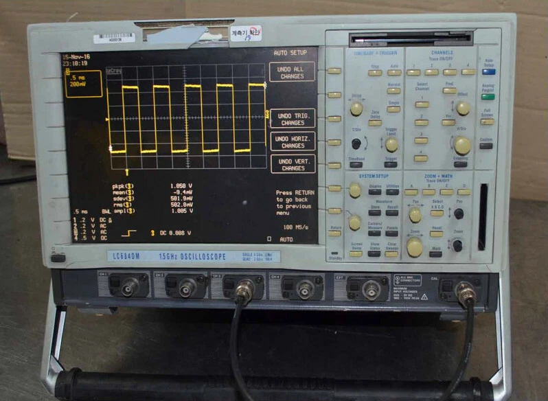 LeCroy LC684DM 1.5Ghz Oscilloscope 8 Gs/s [#A08] - Image 4 of 4