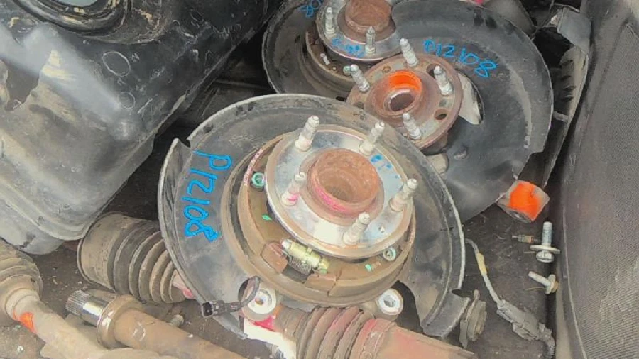 GMC Terrain 2010-2017 pasajero eje delantero derecho nudillo OEM Foto 4 de 4