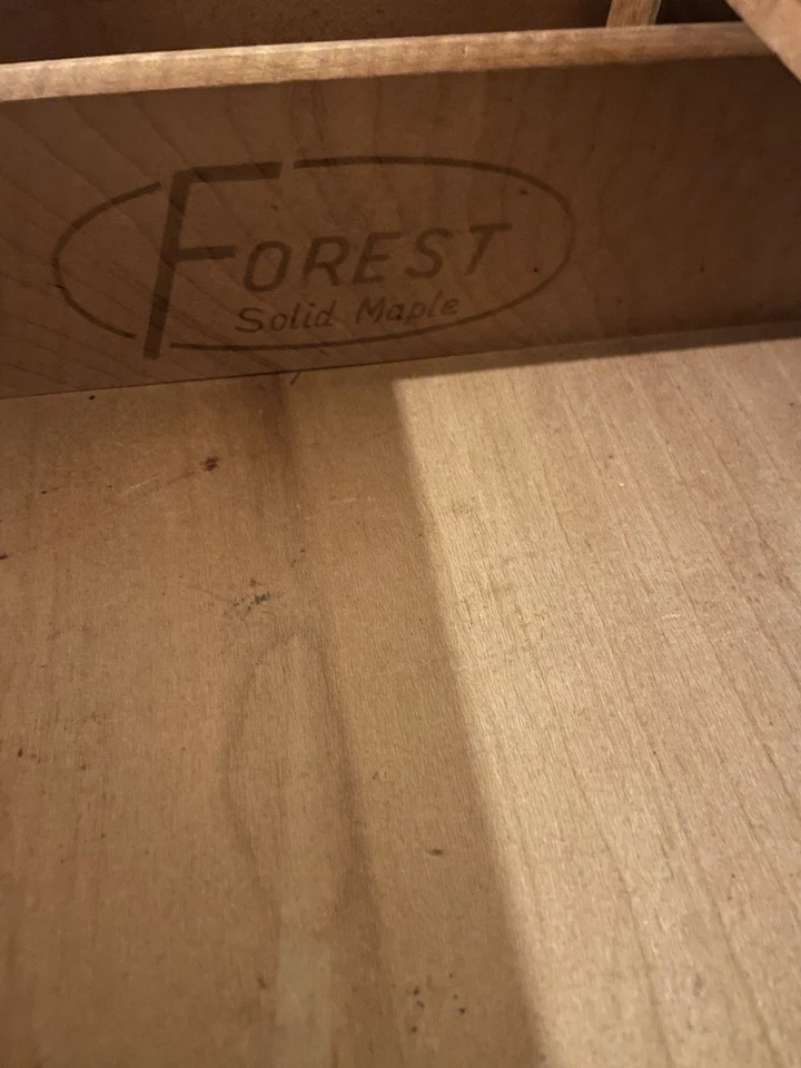 Cómoda vintage de arce macizo, reliquia familiar 1950, ¡excelente estado! Foto 2 de 4