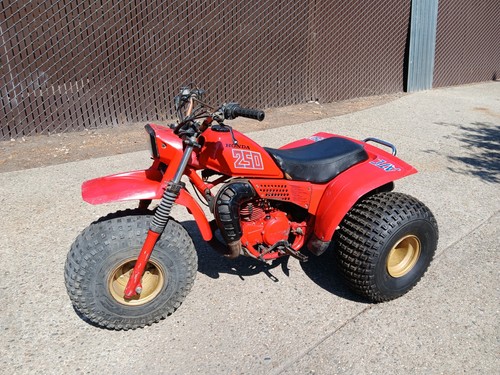 1982 Honda 250R atc atv nice Original 3 wheeler with Video
