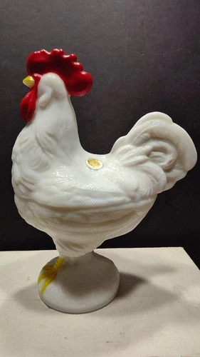 Vintage Westmoreland Milk Glass Standing Chicken Rooster