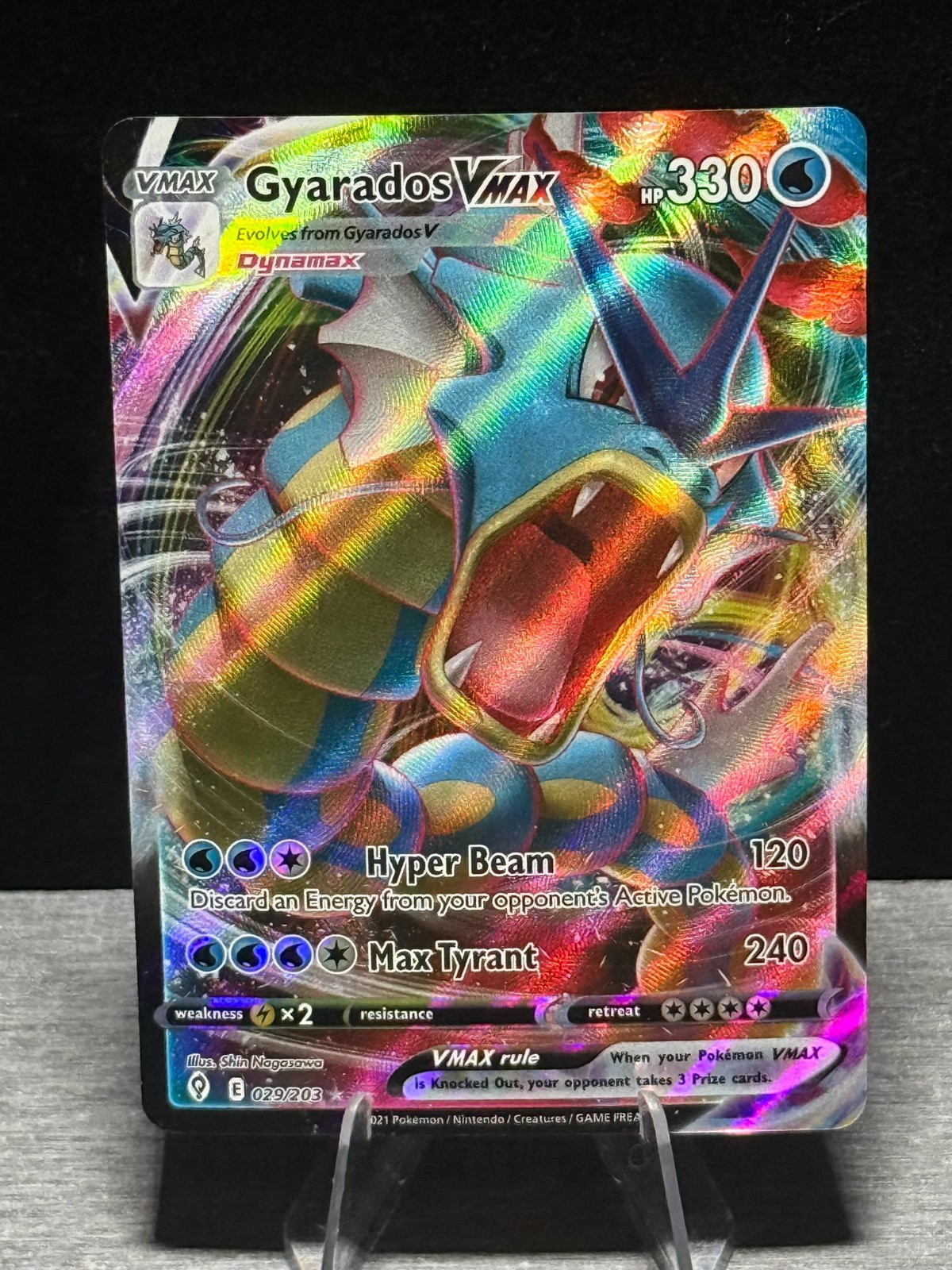 Gyarados VMAX 029/203 Holo VMAX Rare Evolving Skies Pokemon Holo Near Mint