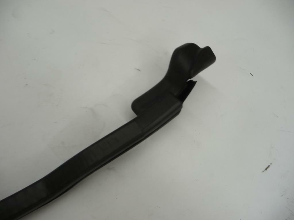2016 2017 2018 Bentley Bentayga Left Driver Door Seal, Inner 36A839717 OEM A1