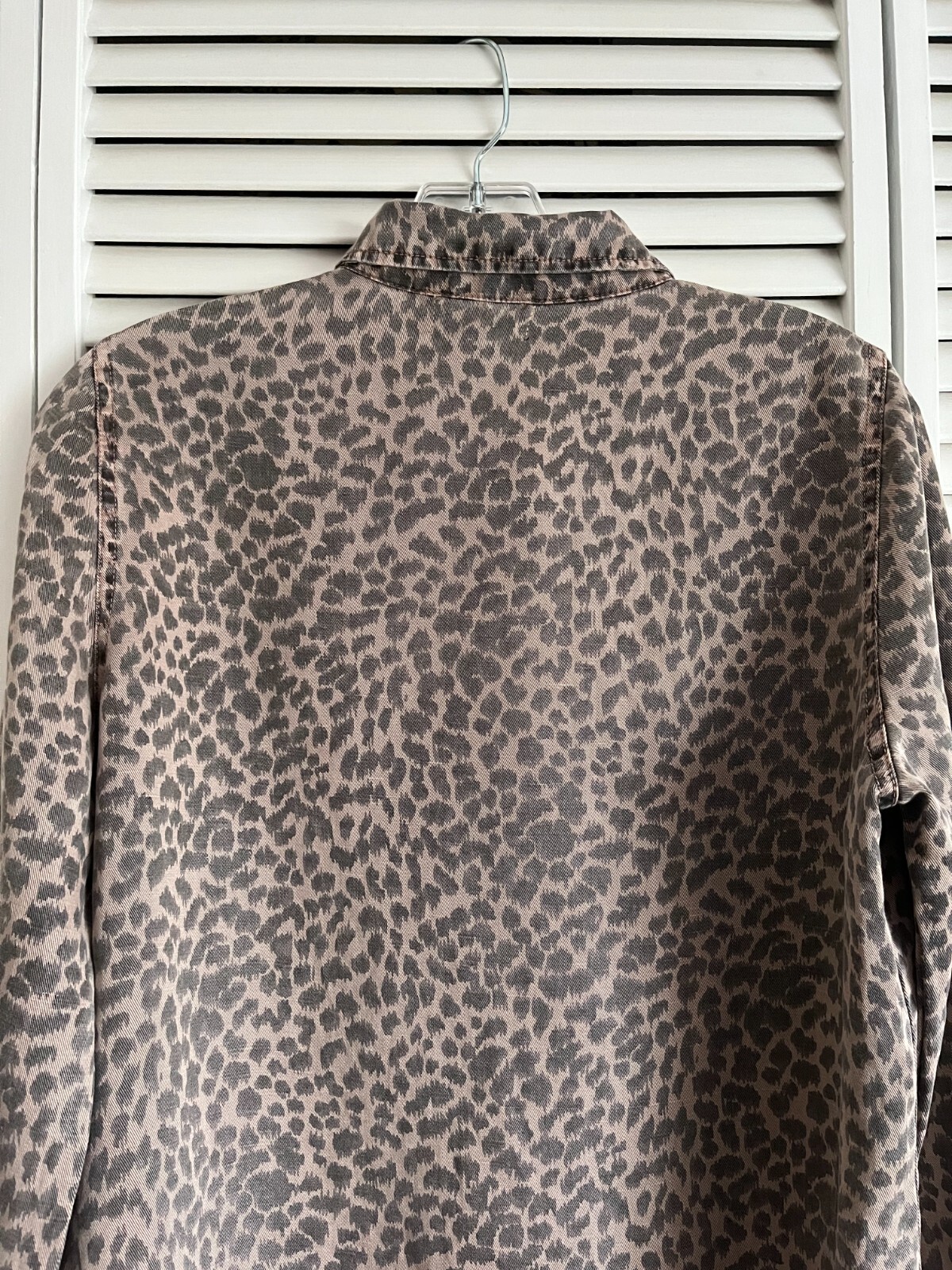 Monrow Mini Leopard Basic Shirt brown women’s med… - image 6