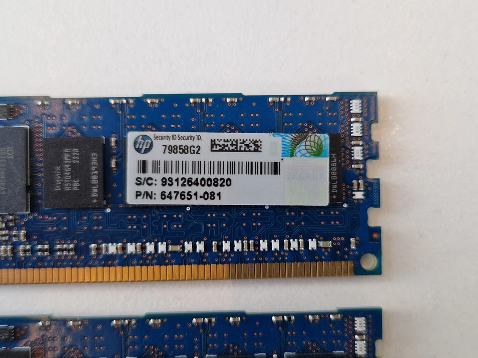 Hynix 16GB (2X8GB) 1RX4 PC3-12800R REG ECC 240-Pin Server RAM HMT41GR7MFR4C-PB - Image 3 of 4