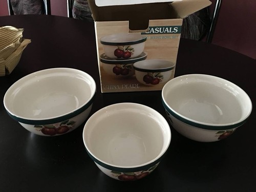 Casuals Set of 3 China Pearl Apples Stoneware Mixing Bowls Brand New - Picture 7 of 8
