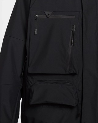 Nike Sportswear Tech Pack Men's Super-Lightweight Black Jacket