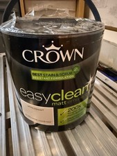 Crown White Pepper EasyClean Matt Emulsion Paint Easy Clean 2.5 litres 2.5l