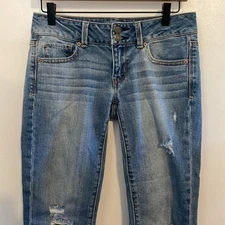 American Eagle Distressed Artist Crop Jeans 2