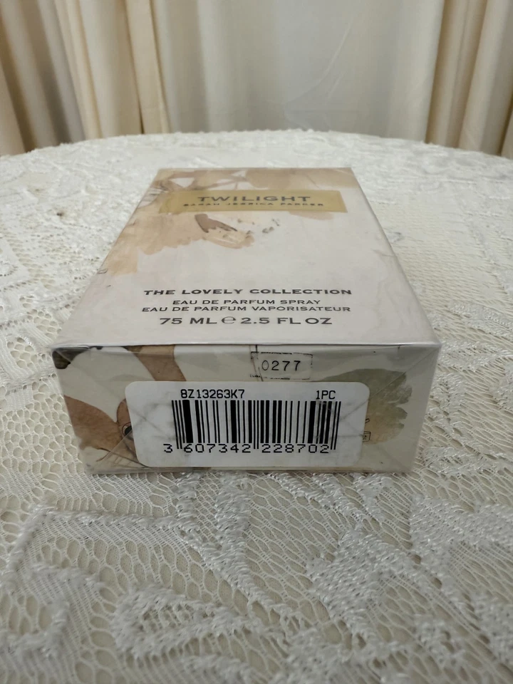 Twlight by Sarah Jessica Parker EDP Spray 75ml - Image 3 of 3