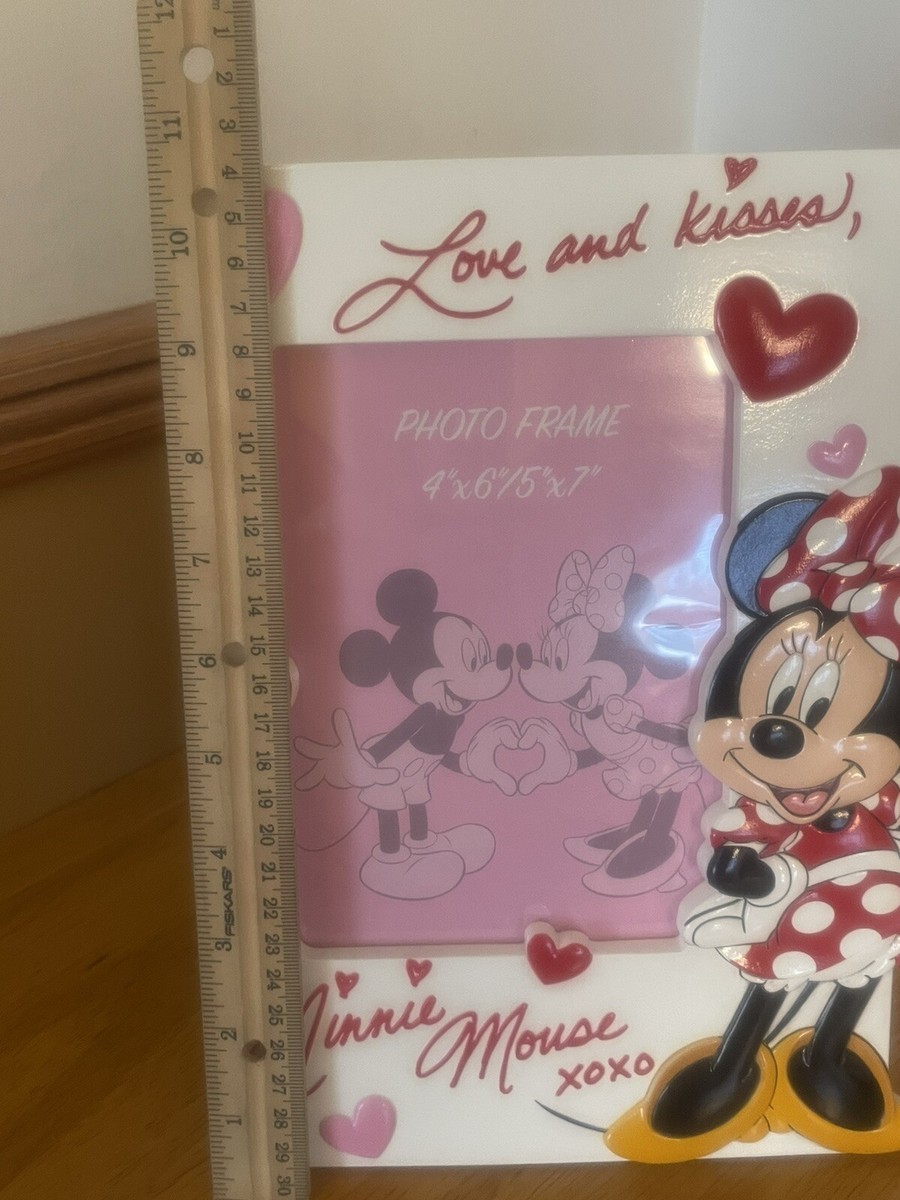 Disney Parks 5x7 / 4x6 Minnie Mouse Love And Kisses Ceramic Frame