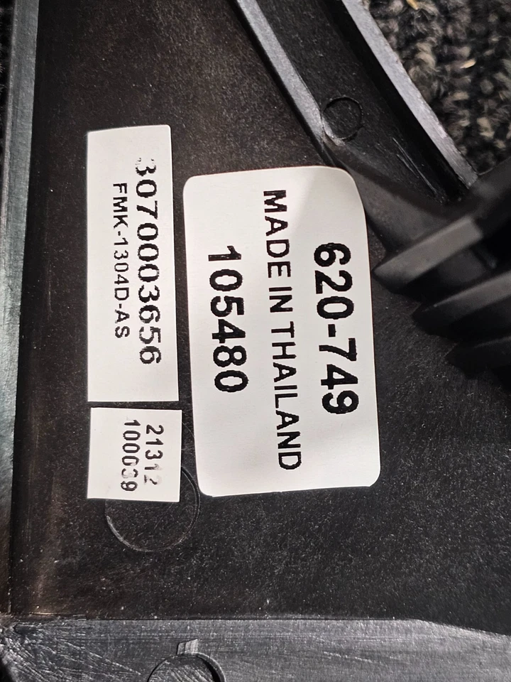 Conjunto de ventilador condensador de aire acondicionado Dorman 620-749 para Mazda MX-6 1993-1997, Mazda 626 Foto 4 de 4