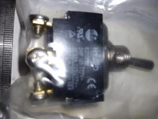 POWER FIRST HY29D TOGGLE SWITCH  2HP 125-277V 20/15 A