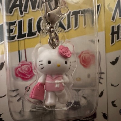 NANA 2 x Hello Kitty collaboration Keychain Zipper Mascot Ai