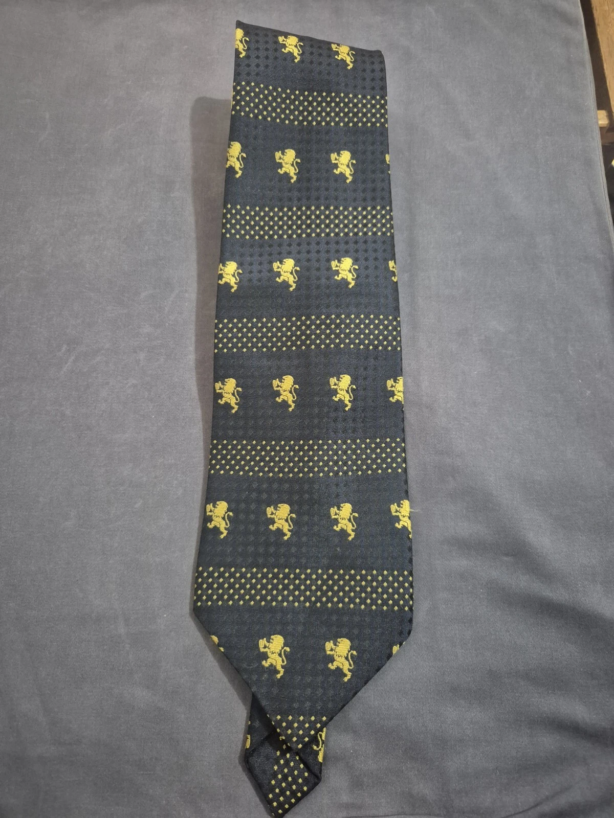 Picture 2 of 3