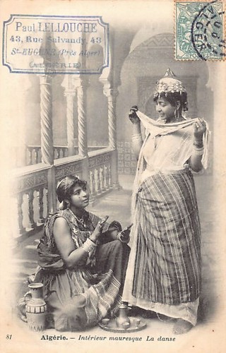 Women - Algérie Femmes Mauresques en costume de Ville