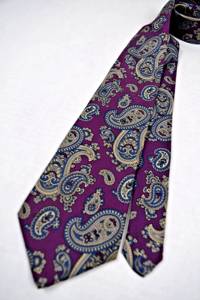 Neck Tie VTG Don Loper Beverly Hills 60s Purple Paisley Silk Tie 54" x 3.5" - Image 2 of 4