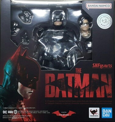 BANDAI S.H.FIGUARTS DC UNIVERSE THE BATMAN (2022) ROBERT PATTINSON