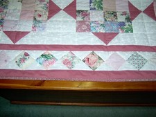 King/Queen Hand Made and Hand Quilted Patchwork Quilt 92x104