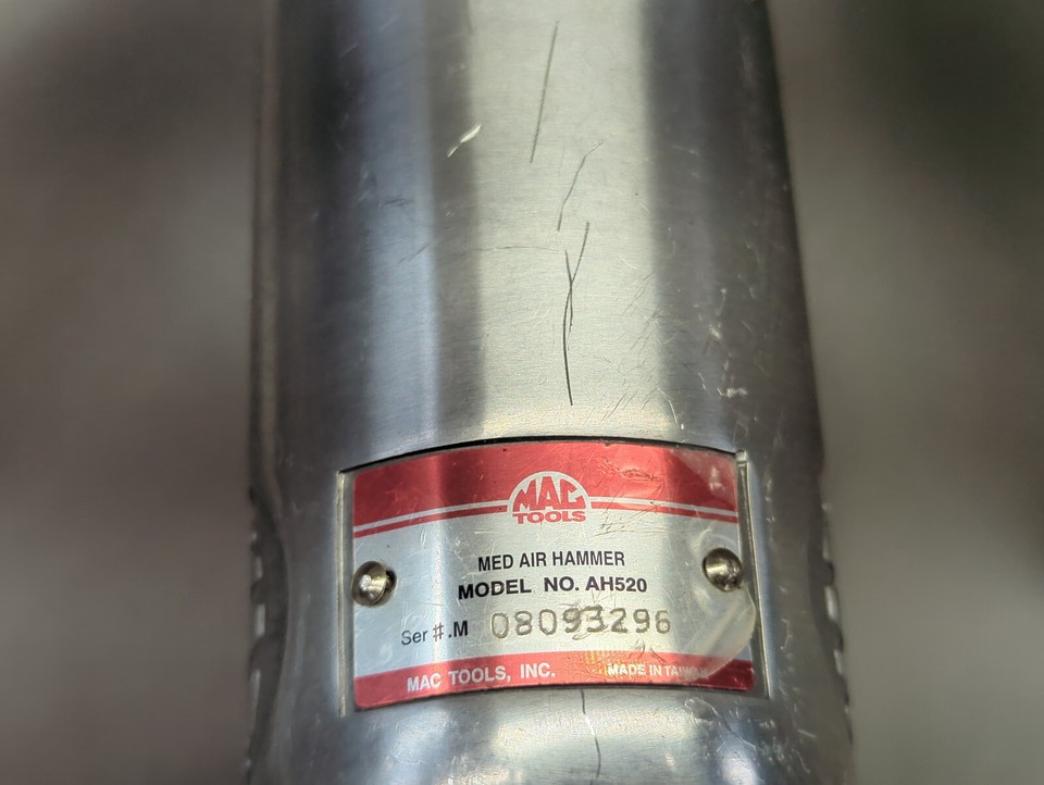 MAC TOOLS MEDIUMBARREL AIR HAMMER AH520 W/ QUICK CHANGE CHUCK AH9110