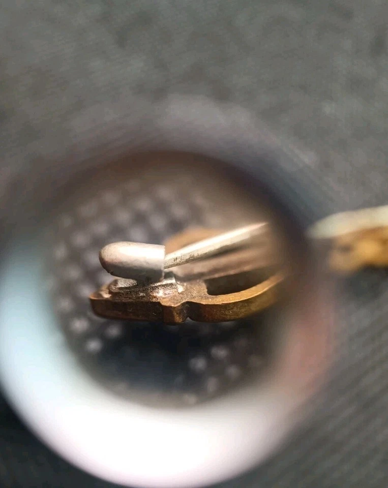 Старинная винтажная викторианская латунная заколка со стразами середины 19 века с обертонами - Изображение 2 из 4