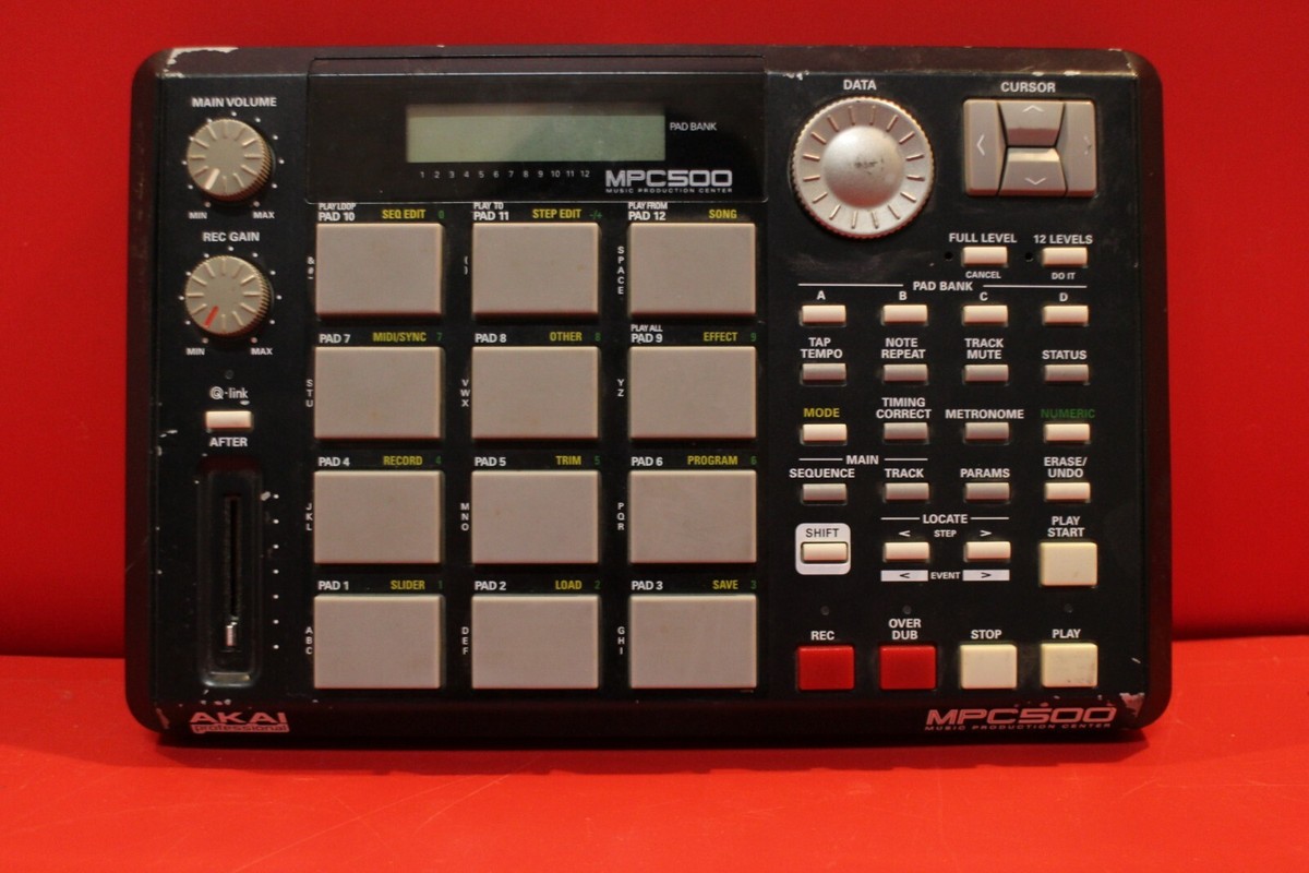 USED AKAI MPC 500 Black Music Production Center U2351 240725 USED AKAI MPC 500 Black Music Production Center U2351 240725