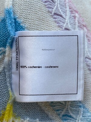 19C LA PAUSA CHANEL IVORY MULTICOLOR CC LOGO RUNWAY CASHMERE