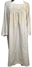Oscar de la Renta NIGHTGOWN Women's Large Vintage Lace Detail