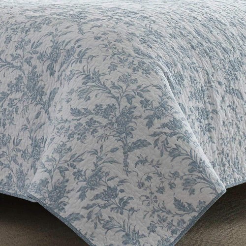 Laura Ashley Quilt Set 90" x 90" Full/Queen Soft Cotton Polyester Blue 3-Piece - Picture 4 of 11