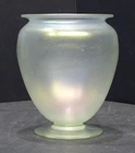 Antique CARDER STEUBEN Art Glass VERRE DE SOIE Urn Vase / STUNNING Iridescence!