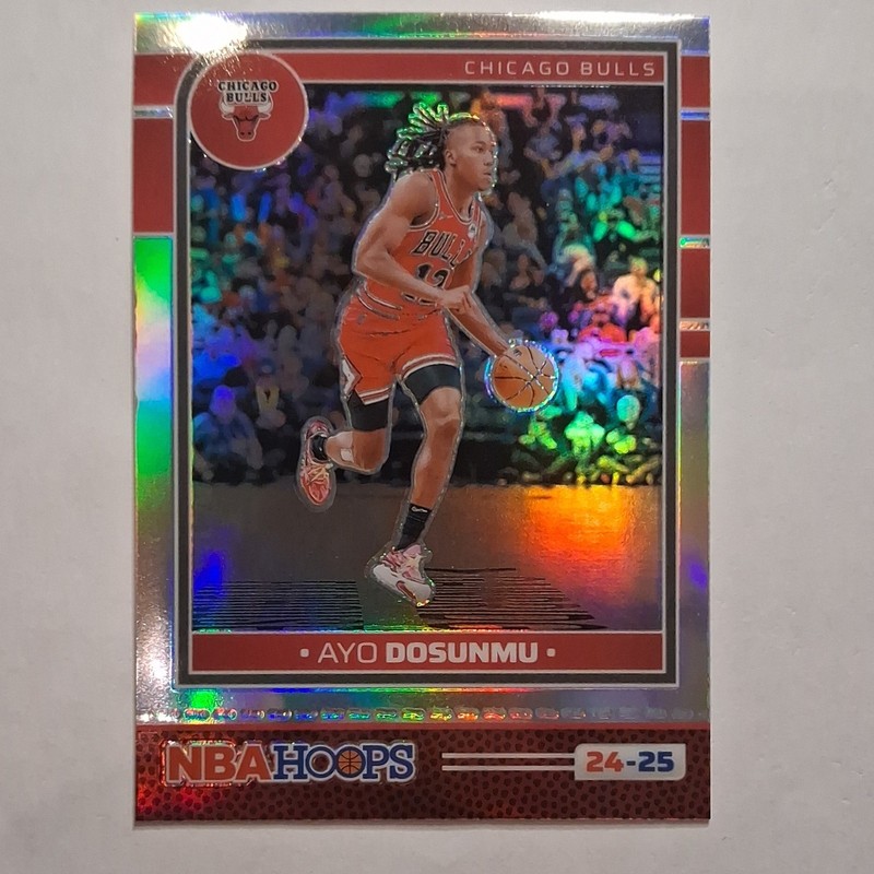 Panini 2024-25 NBA Hoops Ayo Dosunmu Chicago Bulls Prizm #15