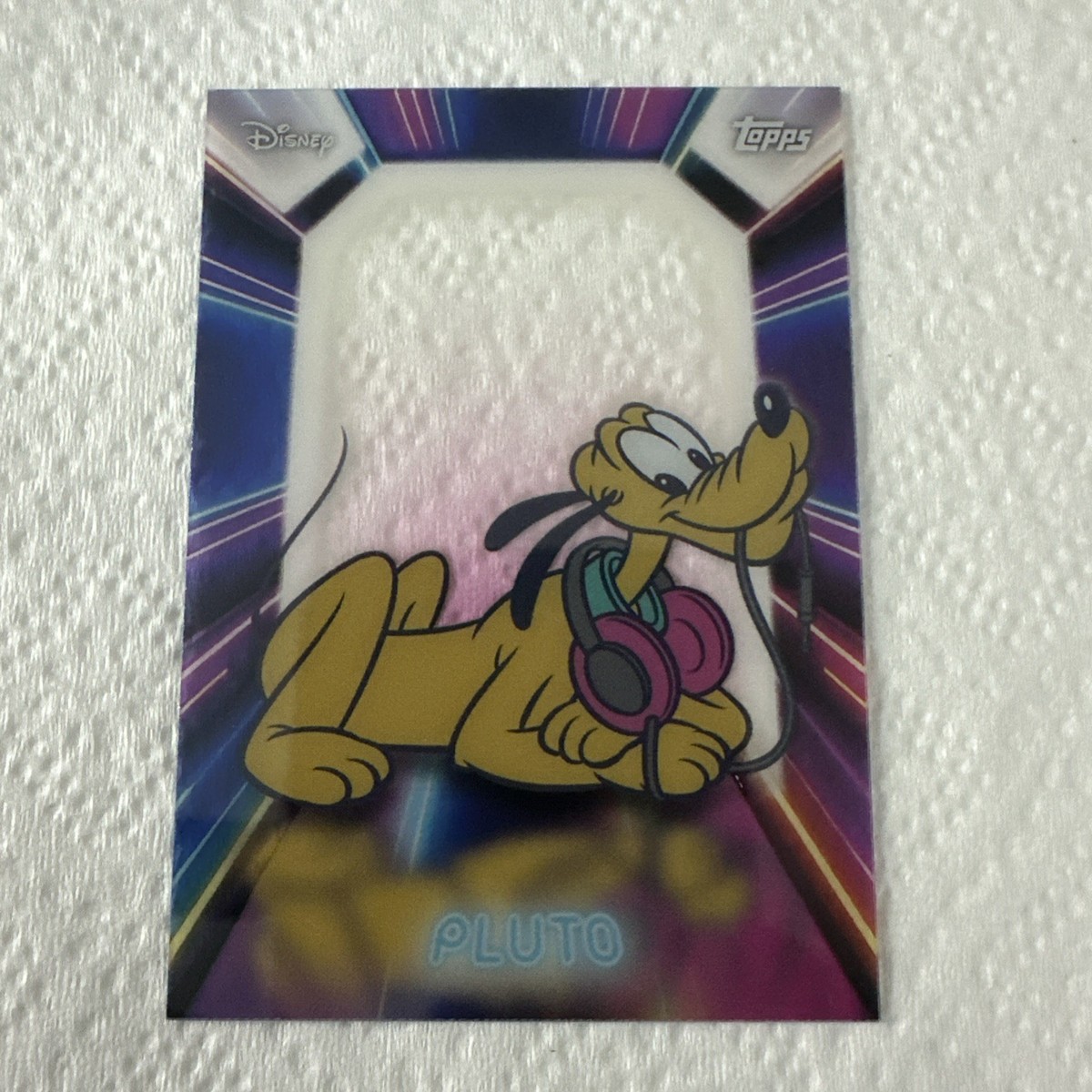 2026 Topps Disney Neon PLUTO #NPL-20 Neon Lights PETG SP Acetate