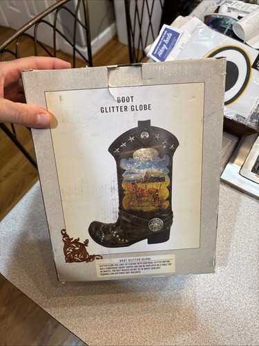 Boot Glitter Globe Crαcker Barrel Exclusive Decorative Snow Globe with Glitter - Picture 5 of 7