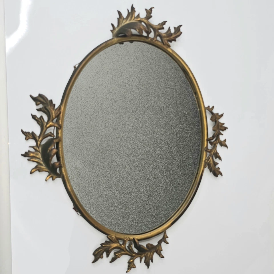 Espelho antigo de latão dourado com folhas ornamentadas PESADO - Imagem 4 de 4