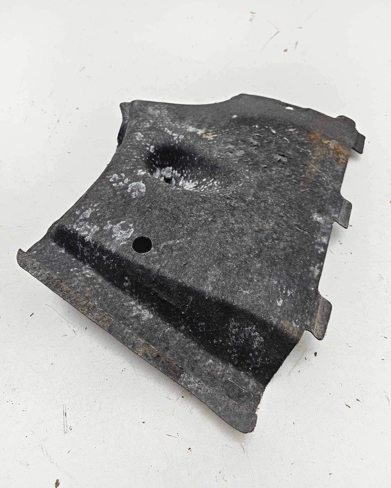 20122017 AUDI A6 S6 FRONT RIGHT UNDER BODY SPLASH GUARD SHIELD COVER