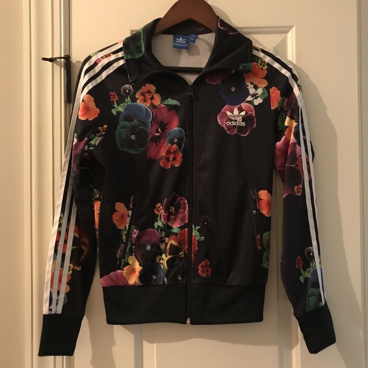Adidas Originals RARE DISCONTINUED Firebird Floral Burst Zip Adidas Originals RARE DISCONTINUED Firebird Floral Burst Zip