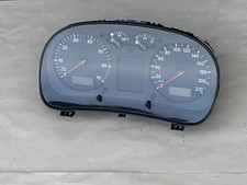 VW Golf IV 4 Benzin Tacho Kombiinstrument Tachometer Schaltgetriebe 1J0919860 