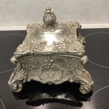 Vintage Ornate Silver Metal Trinket / Jewellery Box
